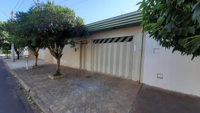 Foto - Casa 238 m² - Parque Ribeirão Preto - Ribeirão Preto - SP - [1]