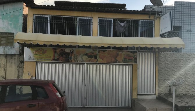 Foto - Casa, Residencial, Jaguaribe, 3 Dormitório(S), 2 Vaga(S) de Garagem - [1]