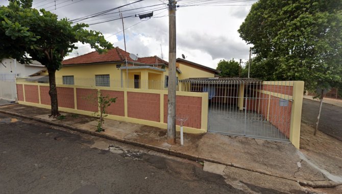 Foto - Nua Propriedade da Parte Ideal sobre Casa 80 m² - Vila Glória - Assis - SP - [1]