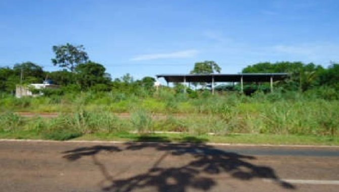 Foto - Área com 61 ha - Jardim Vitória - Cuiabá - MT - [1]