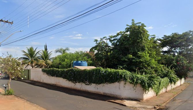 Foto - Área com 1.527 m² (Lote 07 - Quadra 11) - Central - Frutal - MG - [1]