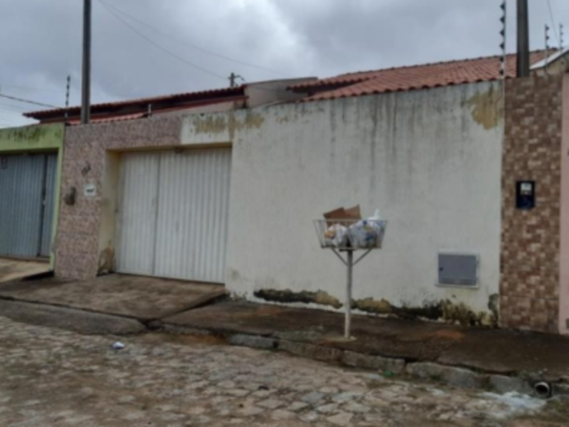 98041 - Casa, Residencial, Massaranduba, 3 dormitório(s), 1 vaga(s) de garagem