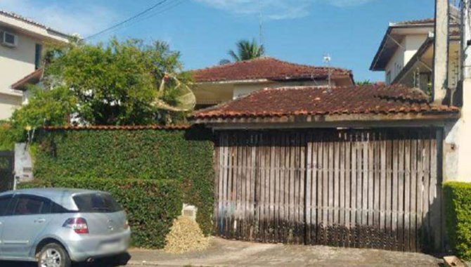 Foto - Casa - Registro-SP - Rua Shitiro Maeji, 308 - Centro - [1]