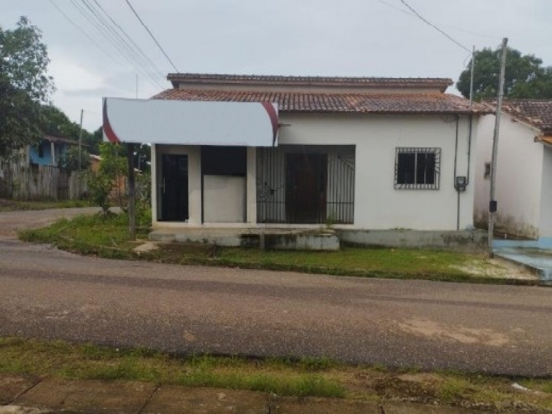 3383 - Casa, Residencial, 2 dormitório(s), 1 vaga(s) de garagem