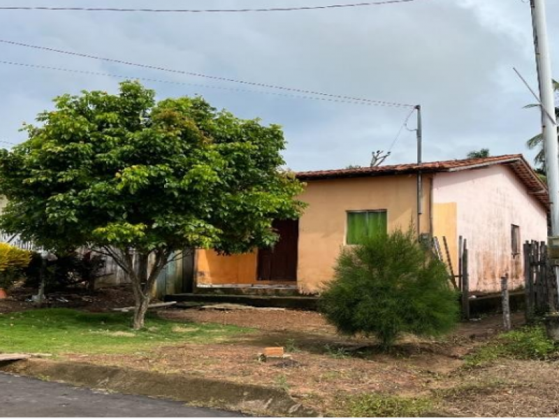 3381 - Casa, Residencial, 2 dormitório(s), 1 vaga(s) de garagem